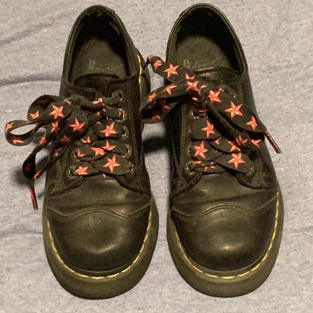 Women's Dr Martin 8651 Oxford Shoe Size 6